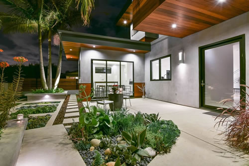 La Jolla Contemporary by  San Diego Architect RJ Belanger