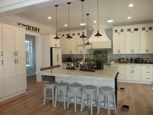 North County Farmhouse Gallery of San Diego Architect RJ Belanger 