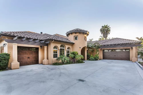 Vista California Custom Home by San Diego Architect RJ Belanger