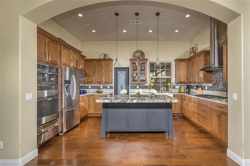 Vista California Custom Home by San Diego Architect RJ Belanger